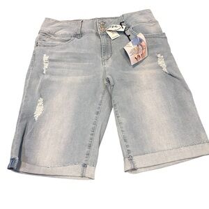 YMI Bermuda‎ Distressed Jeans Shorts women’s 13 Stretch Denim NEW low rise